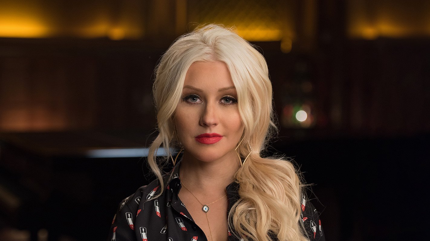 Christina Aguilera Teaches Singing